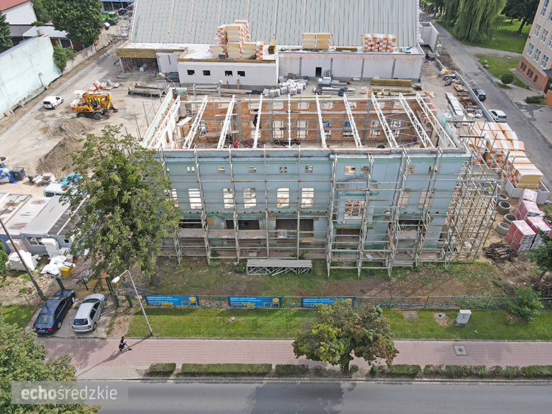 Budowa obiektów handlowo-usługowych w Środzie Śląskiej