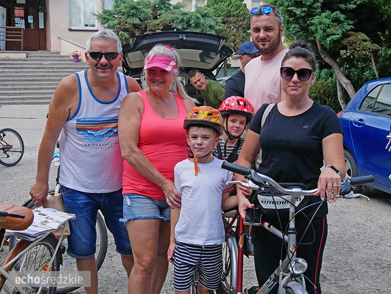 Piknik rodzinny na terenie Specjalnego Ośrodka Szkolno-Wychowawczego w Środzie Śląskiej