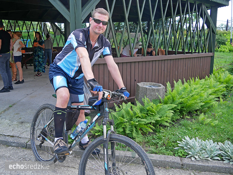 Piknik rodzinny na terenie Specjalnego Ośrodka Szkolno-Wychowawczego w Środzie Śląskiej