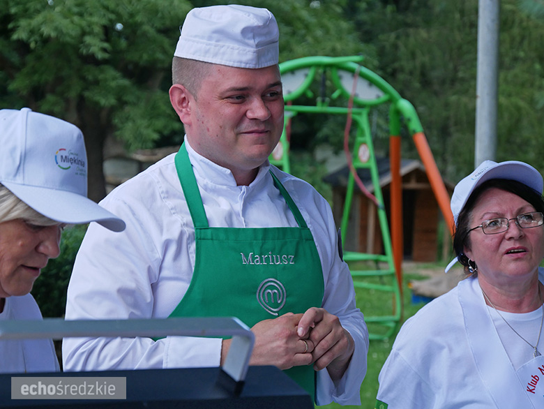 Piknik rodzinny na terenie Specjalnego Ośrodka Szkolno-Wychowawczego w Środzie Śląskiej