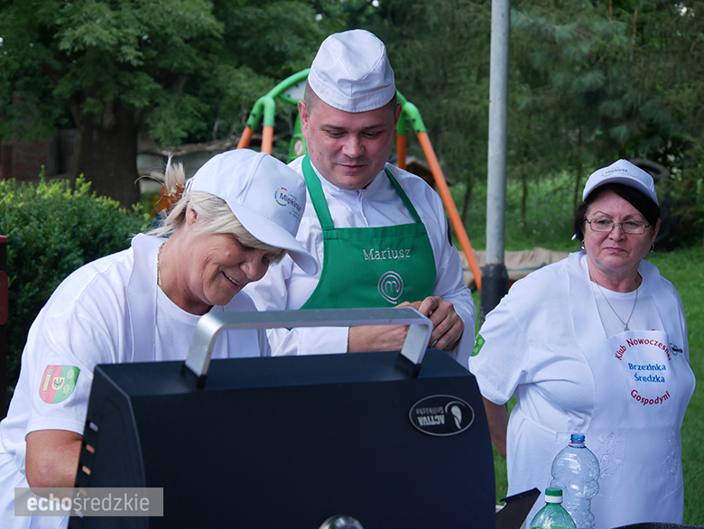 Piknik rodzinny na terenie Specjalnego Ośrodka Szkolno-Wychowawczego w Środzie Śląskiej