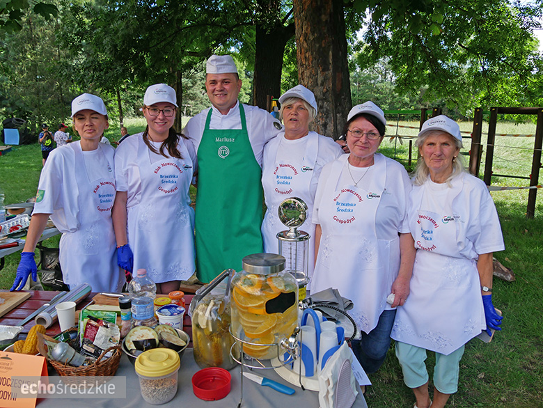 Piknik rodzinny na terenie Specjalnego Ośrodka Szkolno-Wychowawczego w Środzie Śląskiej