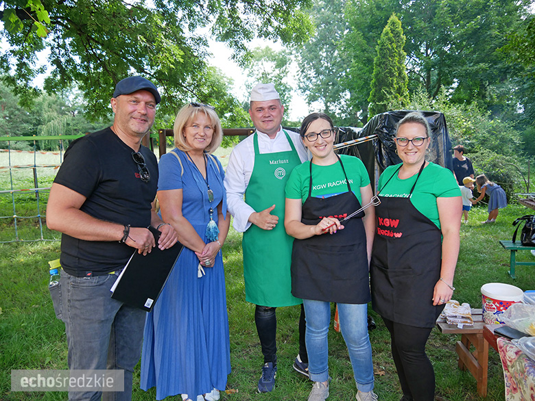 Piknik rodzinny na terenie Specjalnego Ośrodka Szkolno-Wychowawczego w Środzie Śląskiej