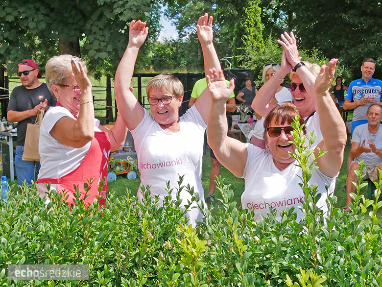 Piknik rodzinny na terenie Specjalnego Ośrodka Szkolno-Wychowawczego w Środzie Śląskiej