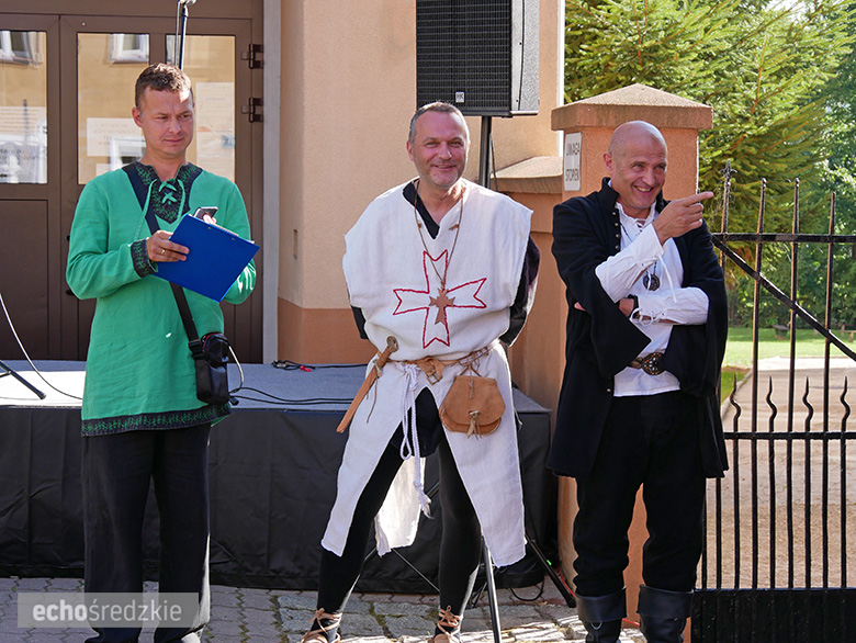 Odsłonięcie muralu w Środzie Śląskiej