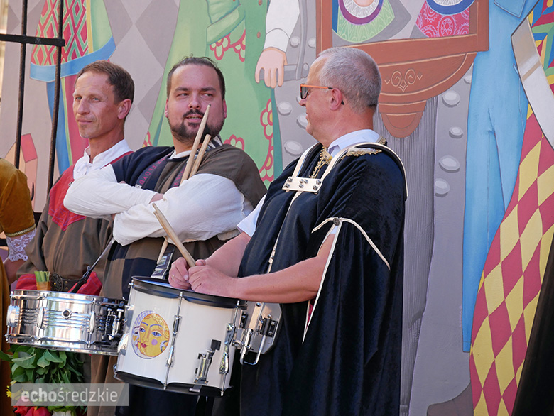 Odsłonięcie muralu w Środzie Śląskiej