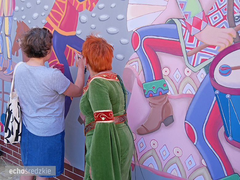 Odsłonięcie muralu w Środzie Śląskiej