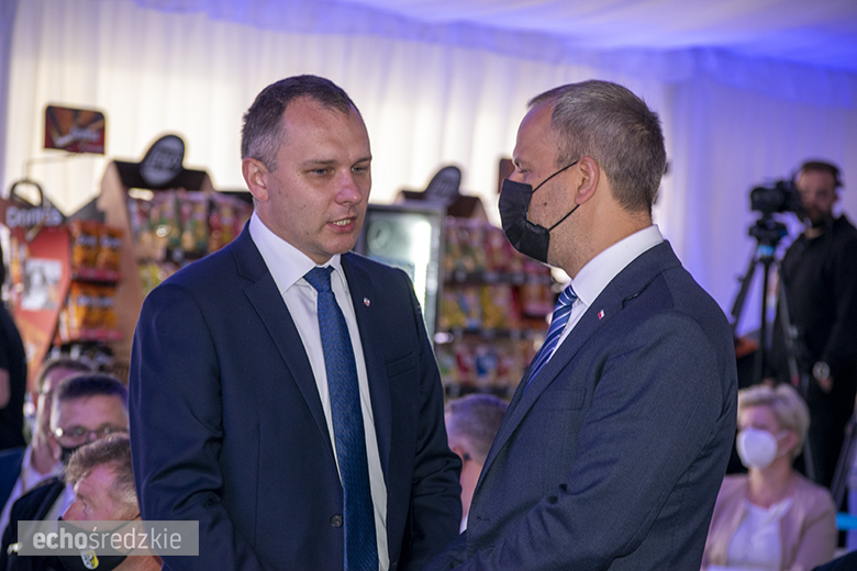 Wbudowanie kamienia węgielnego pod budowę zakładu Frito Lay w miejscowości Święte