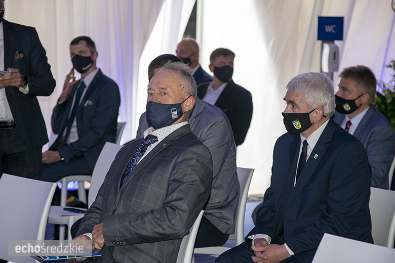 Wbudowanie kamienia węgielnego pod budowę zakładu Frito Lay w miejscowości Święte