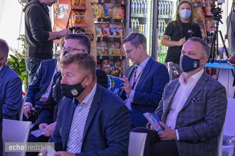 Wbudowanie kamienia węgielnego pod budowę zakładu Frito Lay w miejscowości Święte