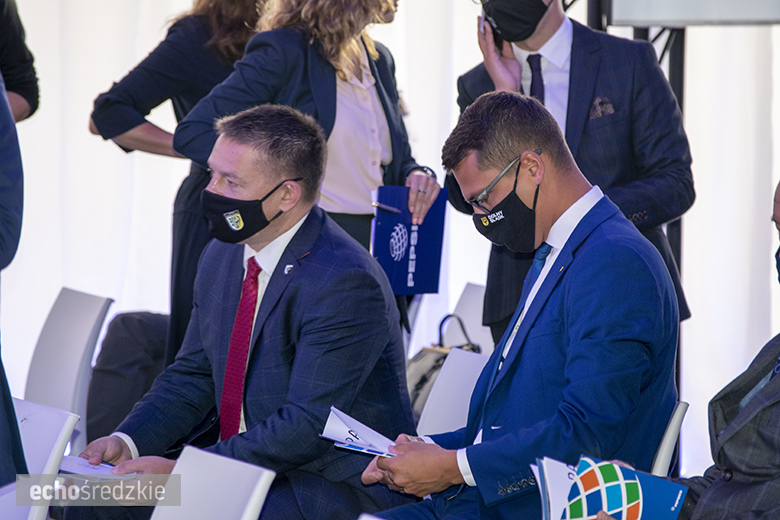 Wbudowanie kamienia węgielnego pod budowę zakładu Frito Lay w miejscowości Święte