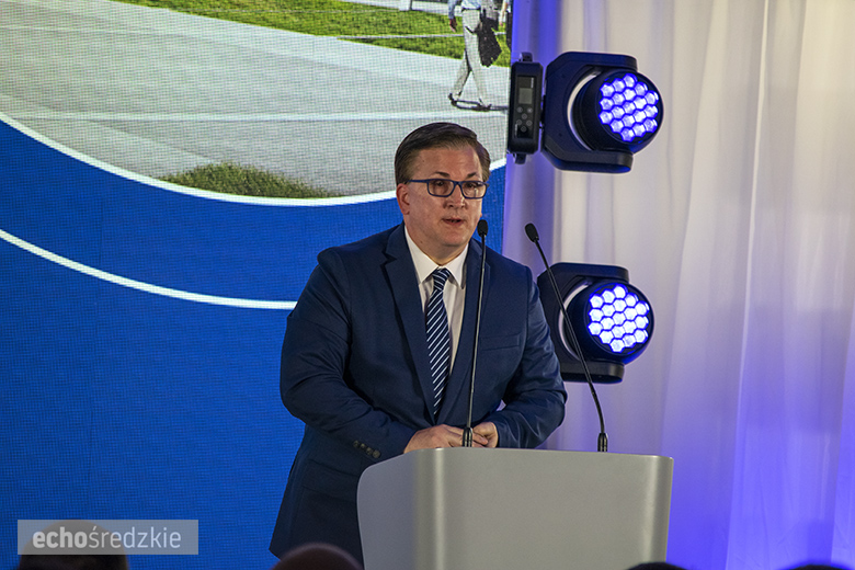 Wbudowanie kamienia węgielnego pod budowę zakładu Frito Lay w miejscowości Święte