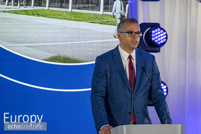 Wbudowanie kamienia węgielnego pod budowę zakładu Frito Lay w miejscowości Święte