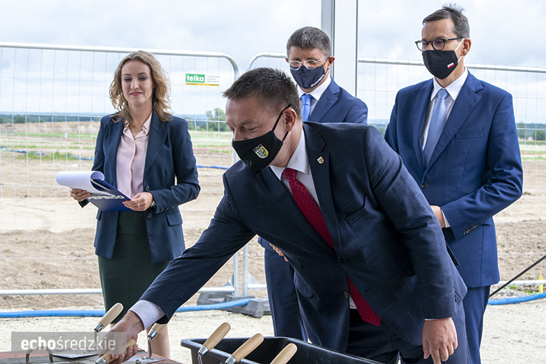 Wbudowanie kamienia węgielnego pod budowę zakładu Frito Lay w miejscowości Święte