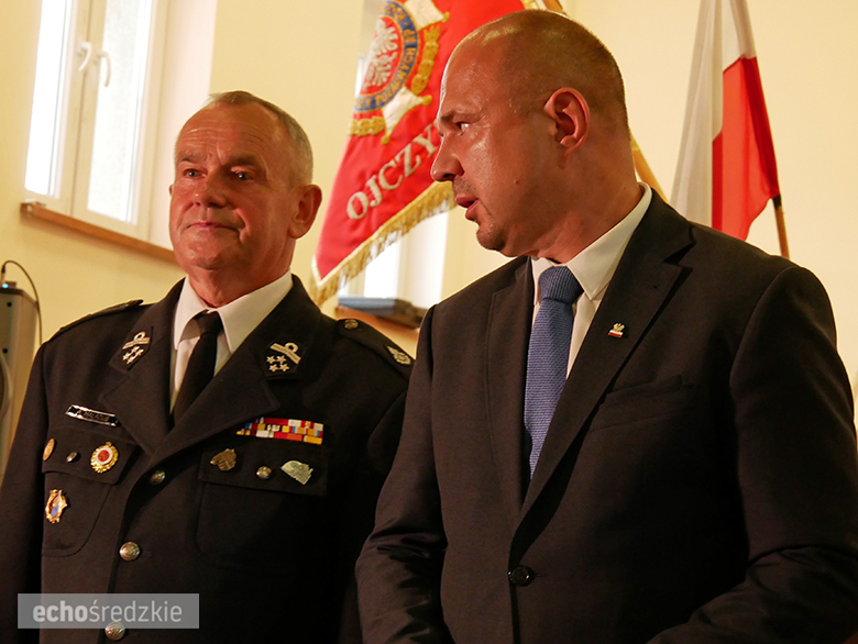 Uroczyste wręczenie odznaczeń podczas świętowania 75-lecia OSP w gminie Malczyce