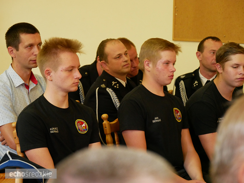 Uroczyste wręczenie odznaczeń podczas świętowania 75-lecia OSP w gminie Malczyce