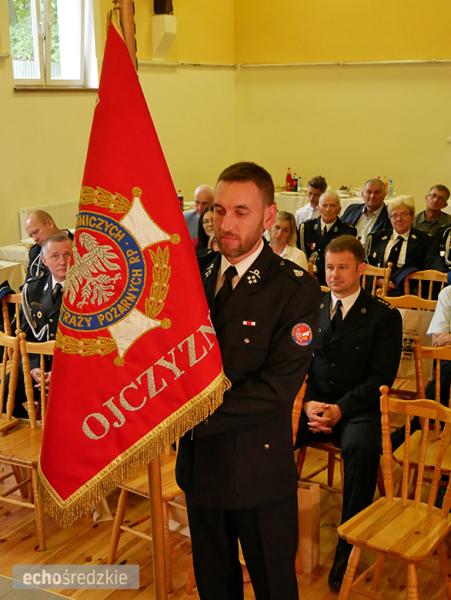 Uroczyste wręczenie odznaczeń podczas świętowania 75-lecia OSP w gminie Malczyce