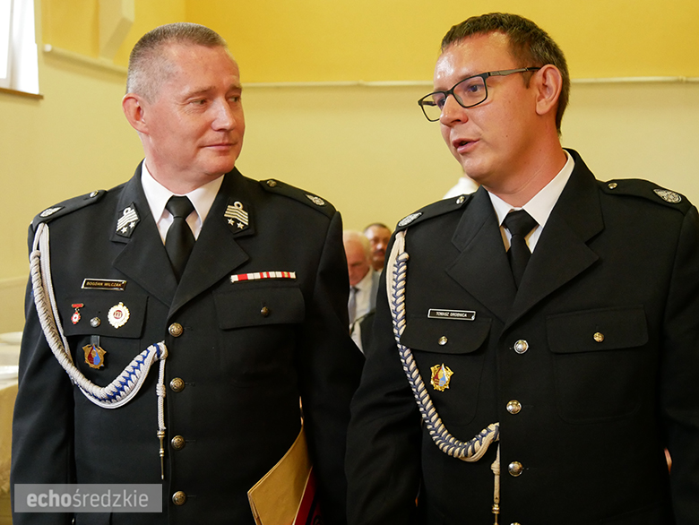 Uroczyste wręczenie odznaczeń podczas świętowania 75-lecia OSP w gminie Malczyce