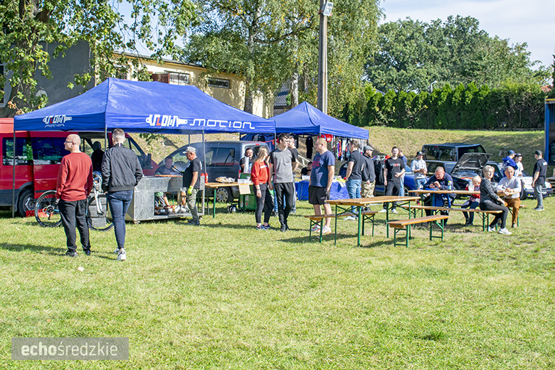 Charytatywny zlot samochodów modyfikowanych w Malczycach