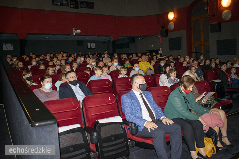 Przedstawienie w wykonaniu nauczycieli