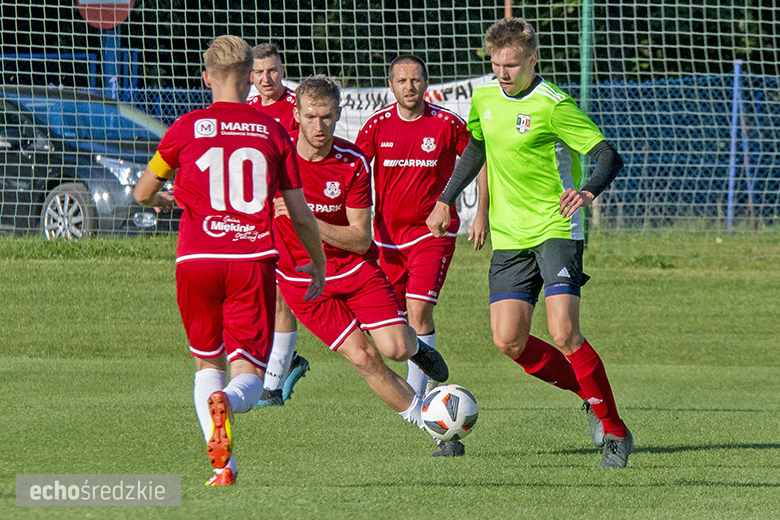 Pogoń Miękinia - Zjednoczeni Łowęcice 8:0