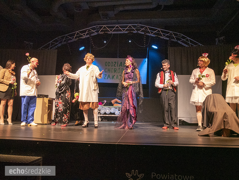 Spektakl "Śpiąca Królewna" w Powiatowym Centrum Kultury Alternatywnej