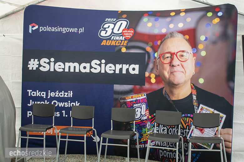 Prezentacja odrestaurowanego Forda Sierra w Komornikach