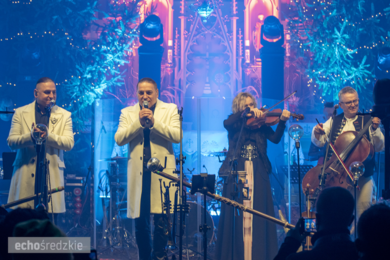 Przegląd kolęd i pastorałek w wykonaniu Golec uOrkiestra