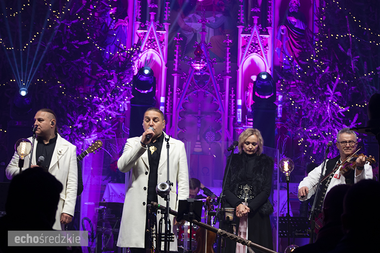 Przegląd kolęd i pastorałek w wykonaniu Golec uOrkiestra