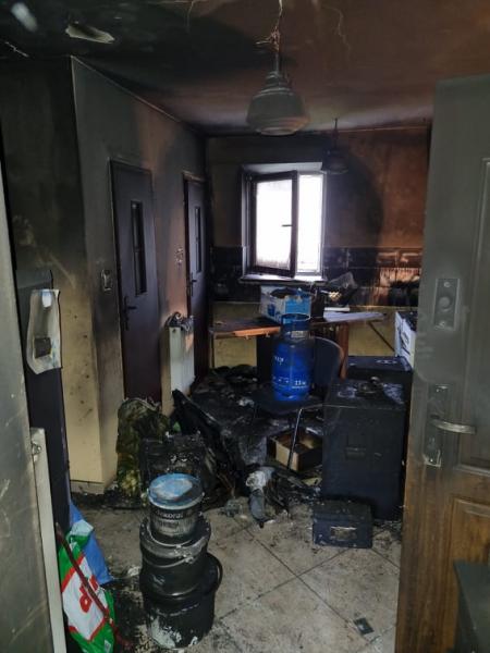 W mieszkaniu w Chwalimierzu wybuchł pożar