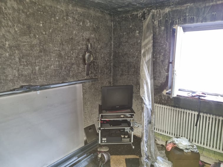 W mieszkaniu w Chwalimierzu wybuchł pożar