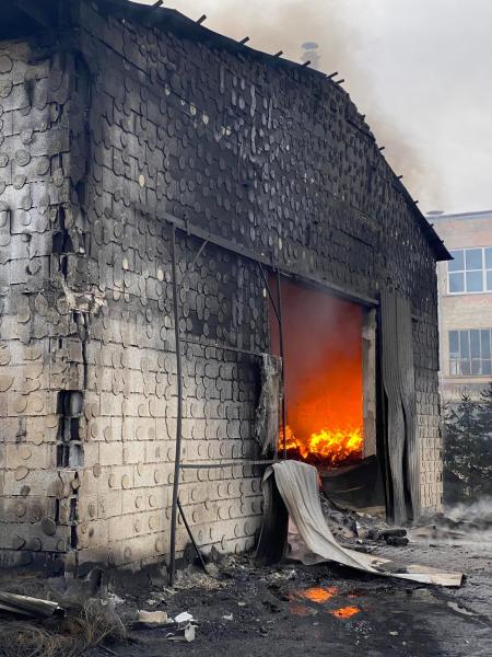 Pożar hali magazynowej