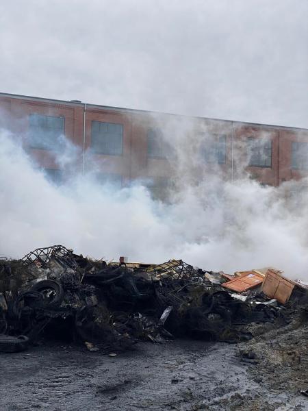 Pożar hali magazynowej