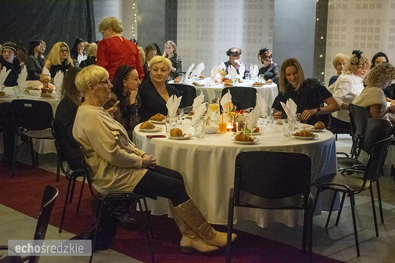 "O północy w Paryżu" w Powiatowym Centrum Kultury Alternatywnej