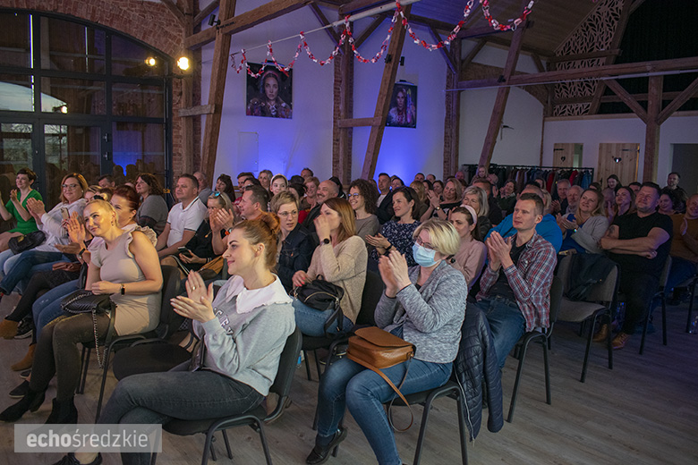 Krzysztof Antkowiak wystąpił w Kulturalnej Stodole w Lutyni