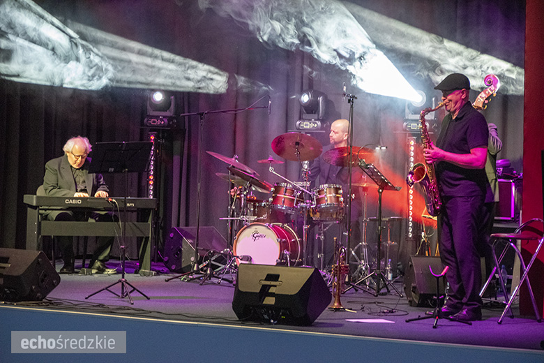 Wystawa prac Ryszarda Żłobińskiego wraz z koncertem JazzMal