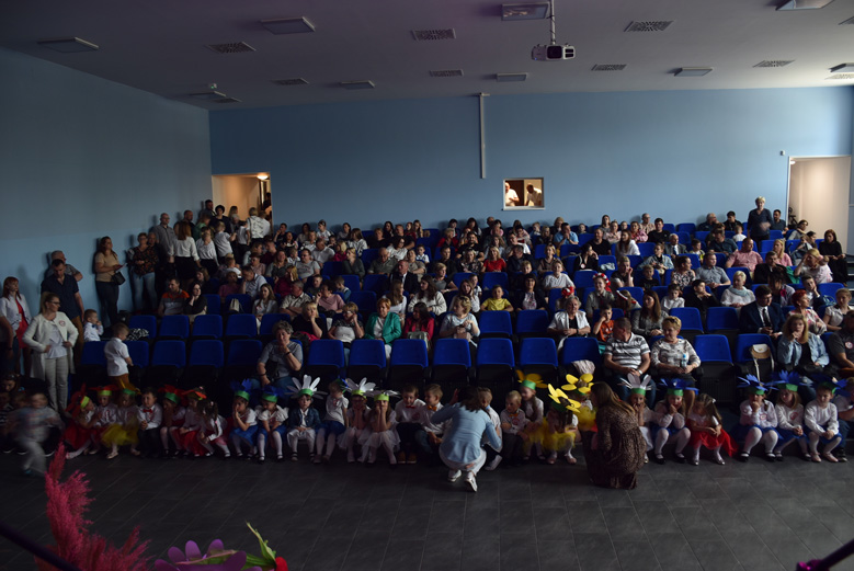 Występy w sali widowiskowej GOKiS w Malczycach