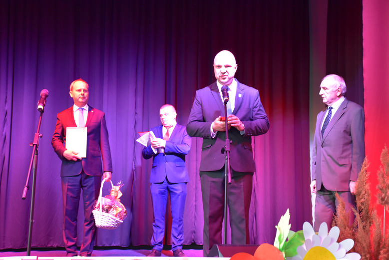 Występy w sali widowiskowej GOKiS w Malczycach