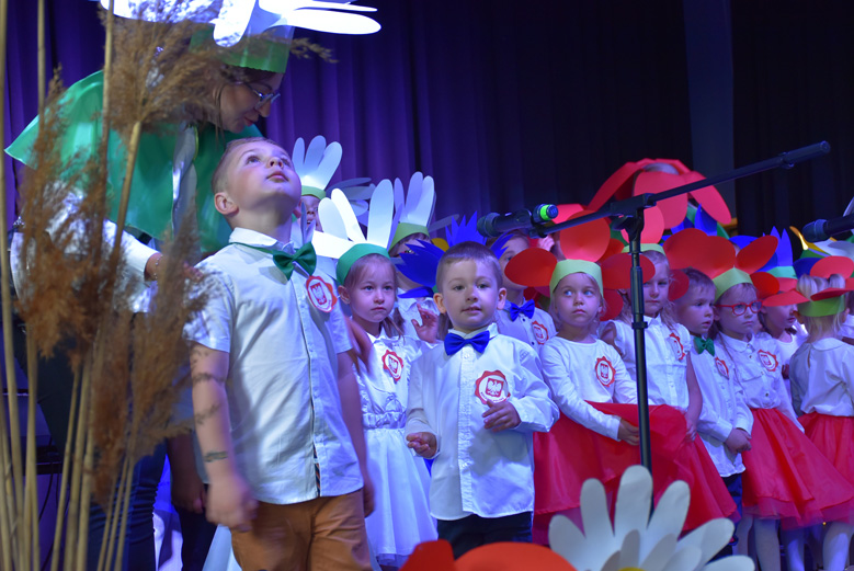 Występy w sali widowiskowej GOKiS w Malczycach