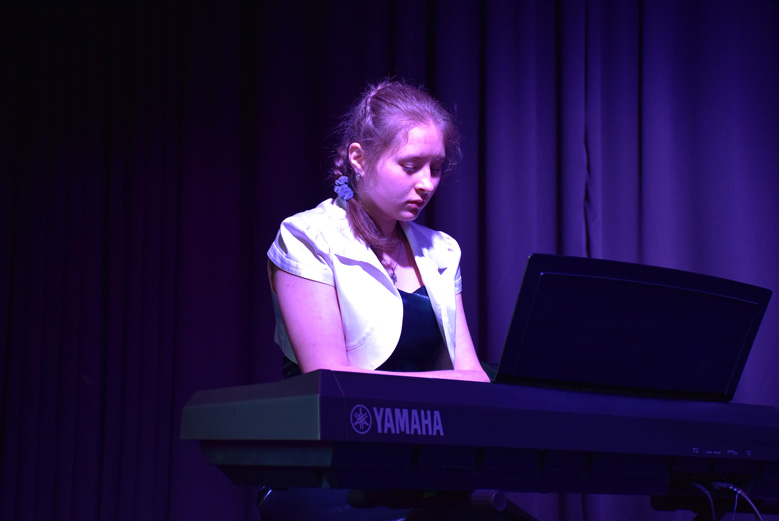 Występy w sali widowiskowej GOKiS w Malczycach