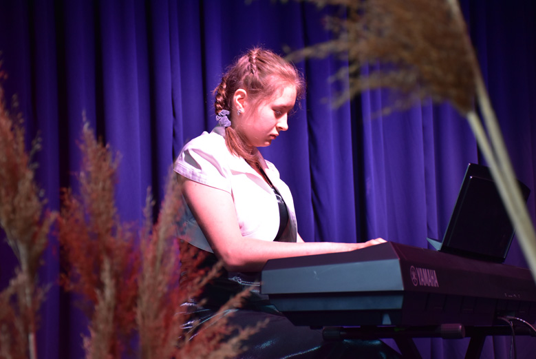 Występy w sali widowiskowej GOKiS w Malczycach