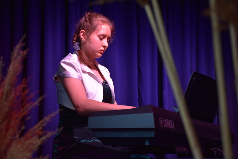 Występy w sali widowiskowej GOKiS w Malczycach