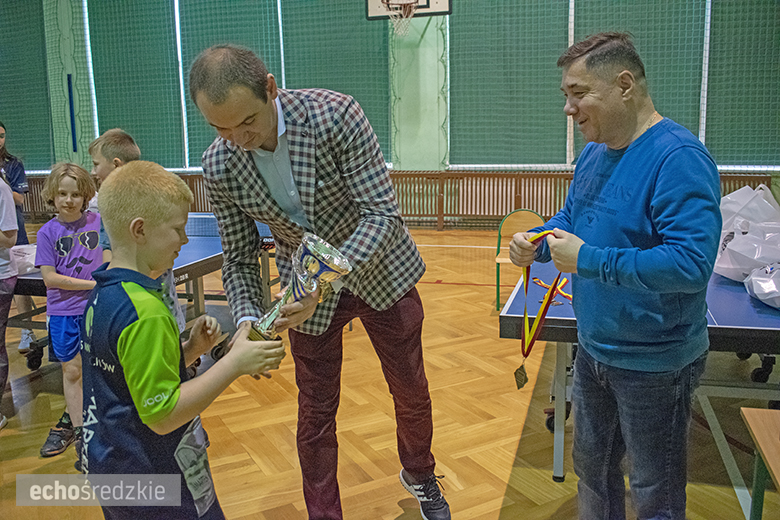 Turniej tenisa stołowego zwieńczony piknikiem w Wojczycach
