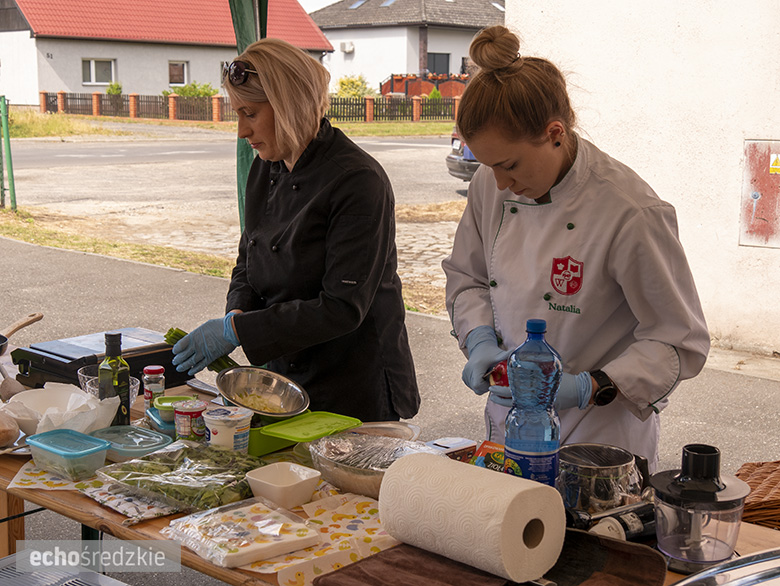 KGW Malczyce z najlepszą rybą z grilla.