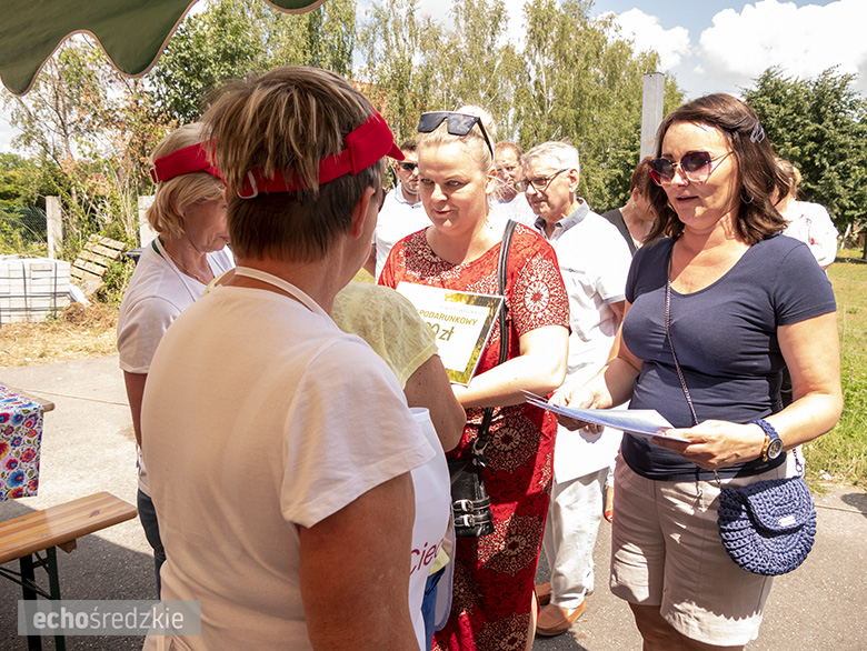 KGW Malczyce z najlepszą rybą z grilla.