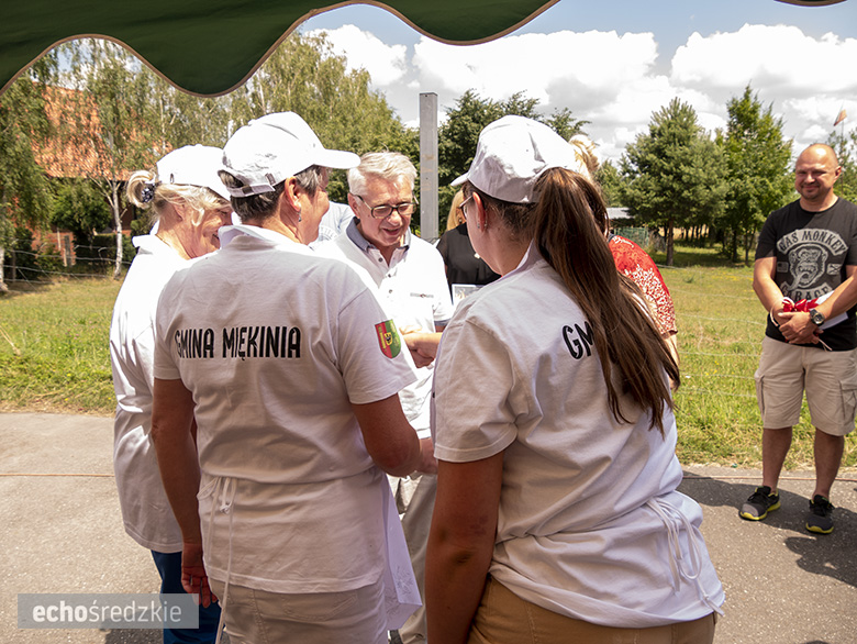 KGW Malczyce z najlepszą rybą z grilla.