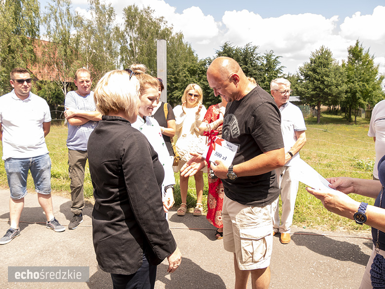 KGW Malczyce z najlepszą rybą z grilla.