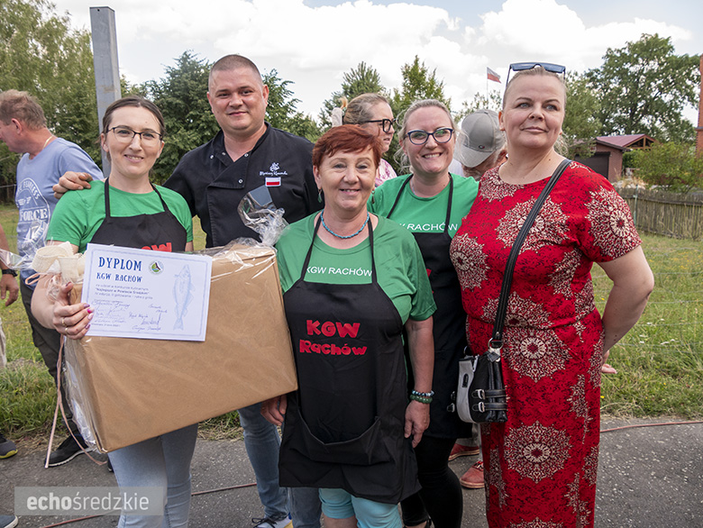 KGW Malczyce z najlepszą rybą z grilla.