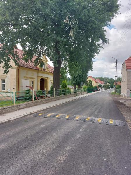 Trzy drogi na terenie gminy Udanin oddane do użytku