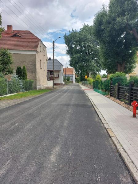 Trzy drogi na terenie gminy Udanin oddane do użytku